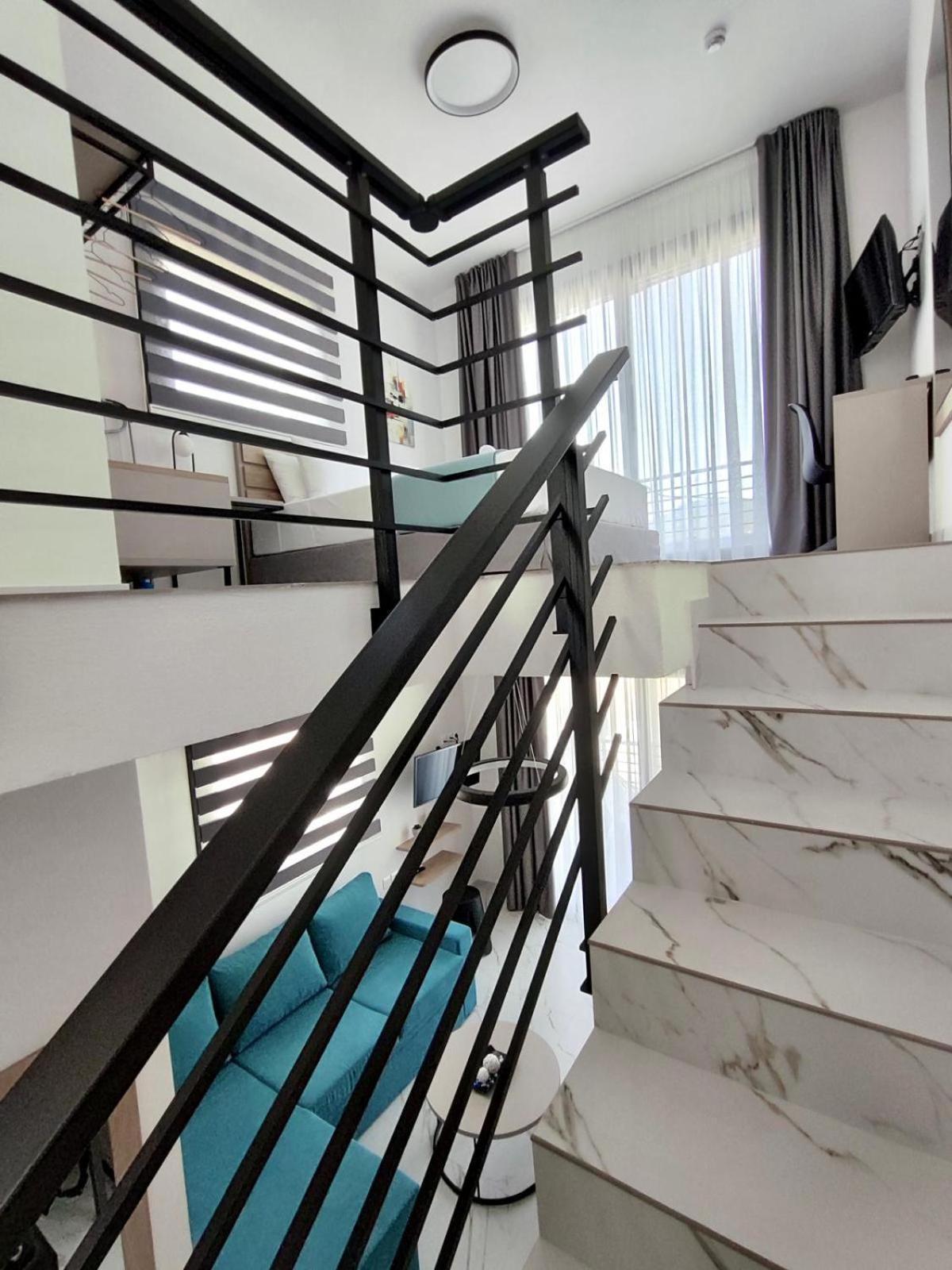 Four Shades Luxury Suites 萨尔蒂 外观 照片