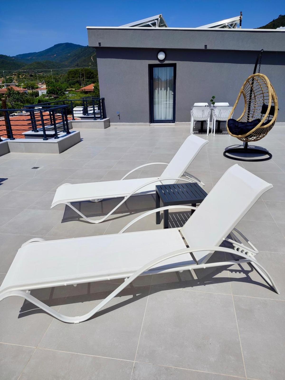 Four Shades Luxury Suites 萨尔蒂 外观 照片