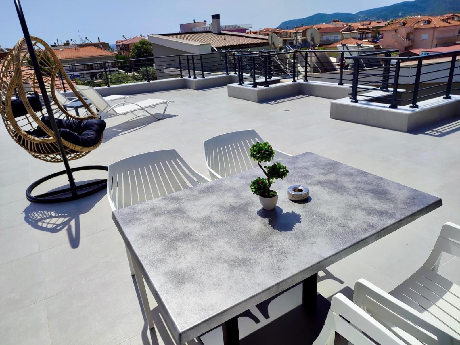 Four Shades Luxury Suites 萨尔蒂 外观 照片